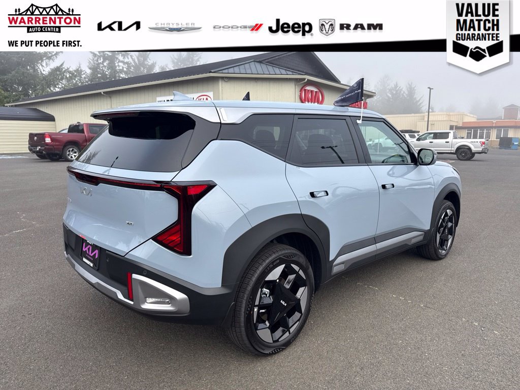 Used 2027 Kia Seltos S AWD/4WD image 11