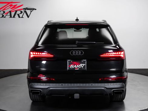Used 2025 Audi Q7 3.0T Premium Plus AWD/4WD image 4