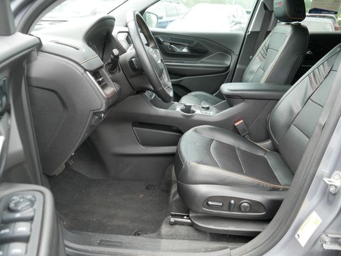 Used 2023 GMC Terrain AT4 AWD/4WD image 12