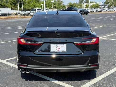 Certified 2025 Toyota Camry SE image 7