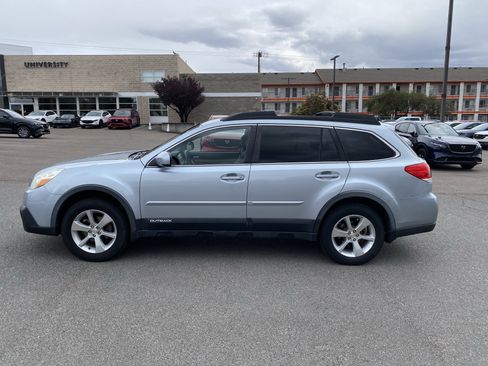 Used 2014 Subaru Outback 2.5i Limited image 40