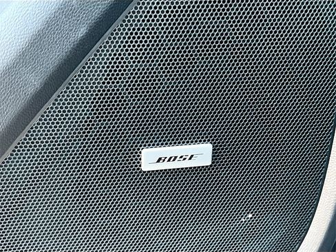 Used 2023 Chevrolet Traverse RS image 19