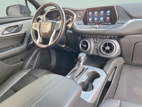 Used 2022 Chevrolet Blazer LT image 27