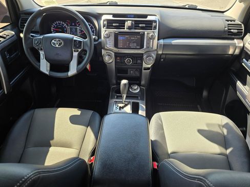 Used 2018 Toyota 4Runner SR5 Premium AWD/4WD image 9