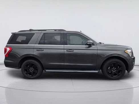 Certified 2021 Ford Expedition XLT RWD image 4