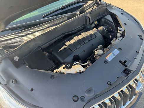 Used 2013 Buick Enclave Convenience FWD image 26