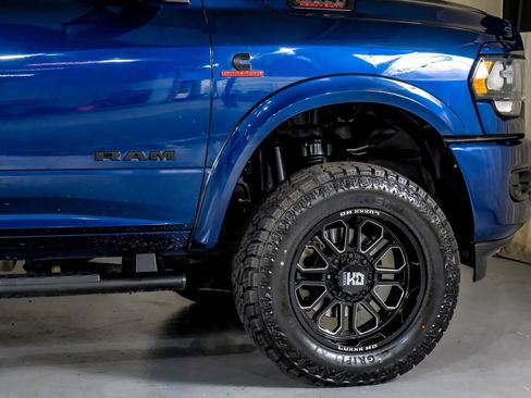 Used 2020 RAM 2500 Big Horn w/ Night Edition AWD/4WD image 8