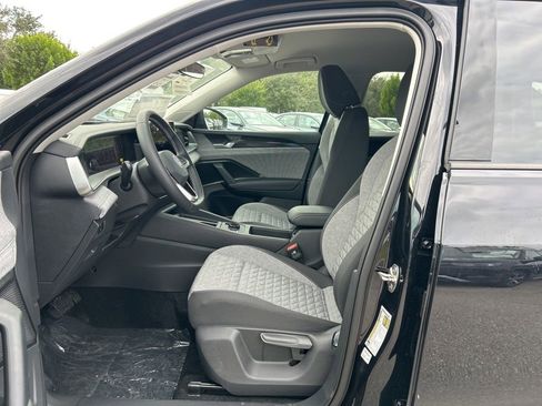 New 2026 Volkswagen Tiguan S image 15