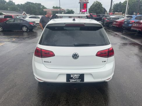 Used 2015 Volkswagen Golf SE w/ Golf Sport Package FWD image 4