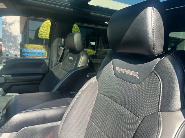Used 2020 Ford F150 Raptor w/ Equipment Group 802A Luxury AWD/4WD image 9