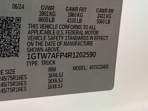 Used 2024 GMC Savana 2500 w/ Driver Convenience Package image 50