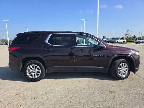Used 2020 Chevrolet Traverse LT FWD image 16