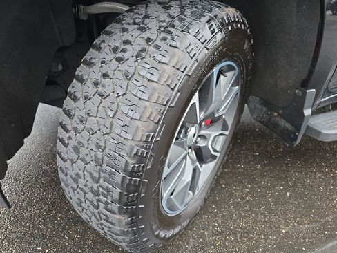 Used 2023 Chevrolet Silverado 1500 RST image 33