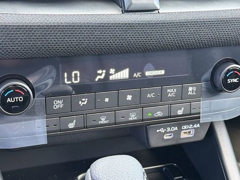 New 2026 Subaru Outback Limited AWD/4WD image 14