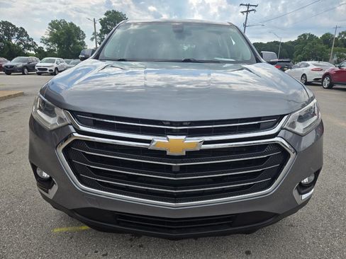 Used 2018 Chevrolet Traverse LT w/ LPO, Floor Liner Package AWD/4WD image 2