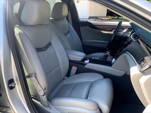 Used 2016 Cadillac XTS Premium FWD image 7