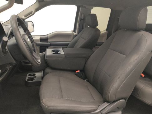 Used 2019 Ford F150 XL w/ Equipment Group 101A Mid AWD/4WD image 17