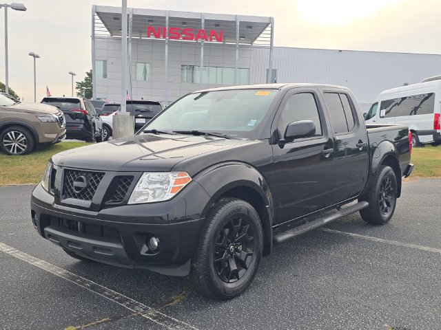 Used 2020 Nissan Frontier SV w/ Midnight Edition Floor Mats RWD image 7