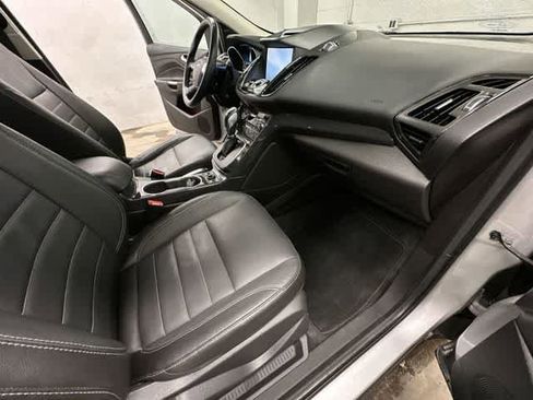 Used 2014 Ford Escape Titanium AWD/4WD image 22