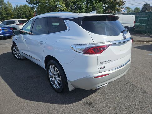 Used 2022 Buick Enclave Premium w/ Experience Buick Package image 5