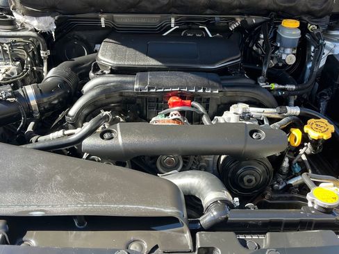 Used 2010 Subaru Outback 2.5i Premium image 21