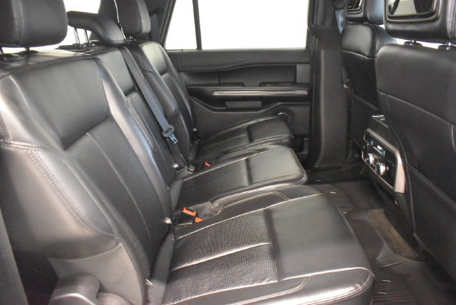 Used 2020 Ford Expedition Max XLT w/ Equipment Group 202A AWD/4WD image 17