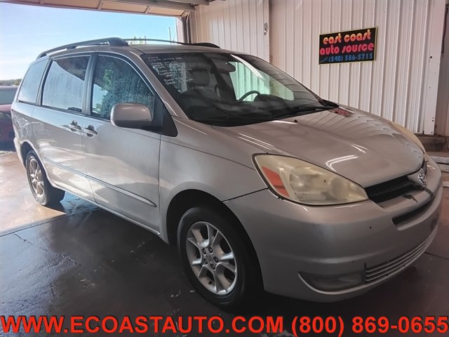 Used 2004 Toyota Sienna XLE w/ XLE Pkg 17 AWD/4WD image 1