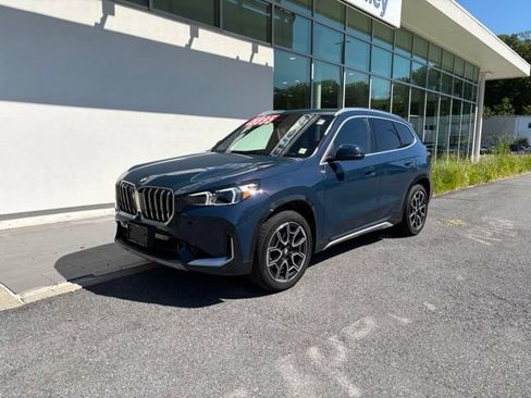 Used 2026 BMW X1 xDrive28i w/ Technology Package AWD/4WD image 3