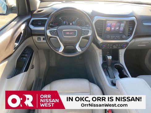 Used 2017 GMC Acadia SLT w/ LPO, Cargo Package image 22