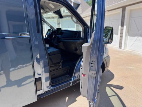 Used 2023 Ford Transit 350 DRW RWD image 14