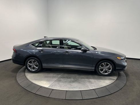 Used 2023 Honda Accord EX image 8