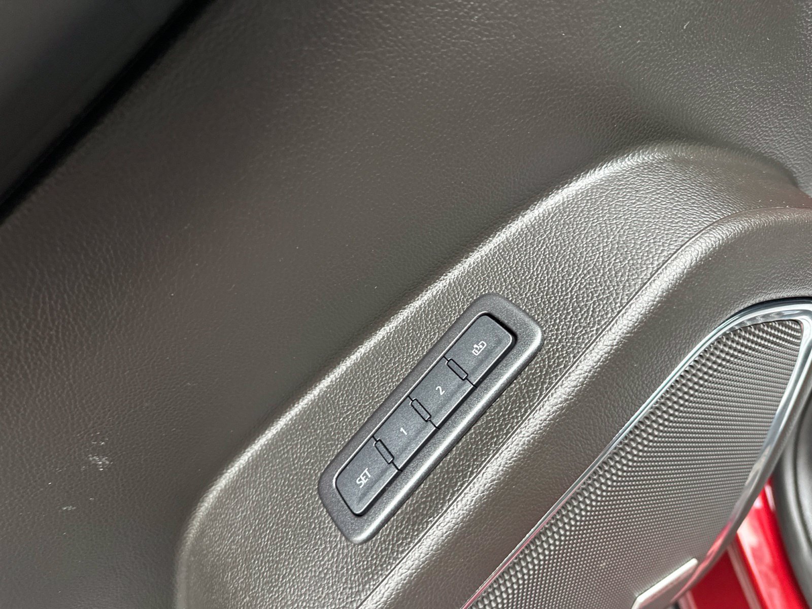Used 2019 GMC Yukon Denali w/ Open Road Package AWD/4WD image 21