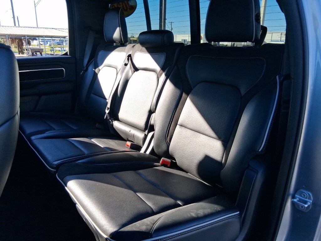 Used 2026 RAM 1500 Laramie AWD/4WD image 12