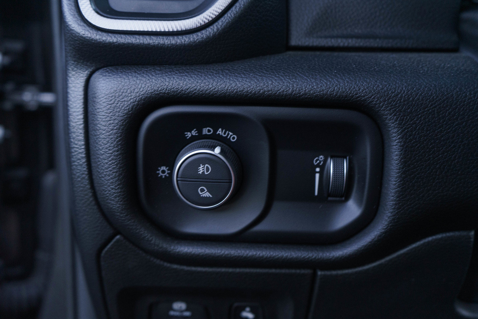 Used 2024 RAM 1500 Sport w/ Rebel Level 2 Equipment Group AWD/4WD image 22