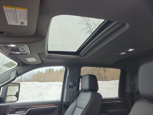 New 2026 GMC Sierra 2500 Denali w/ Denali Reserve Package image 27