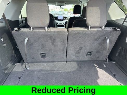 Used 2023 Ford Explorer XLT image 36