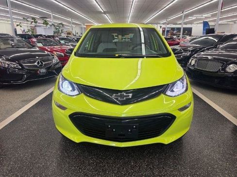 Used 2019 Chevrolet Bolt LT FWD image 2
