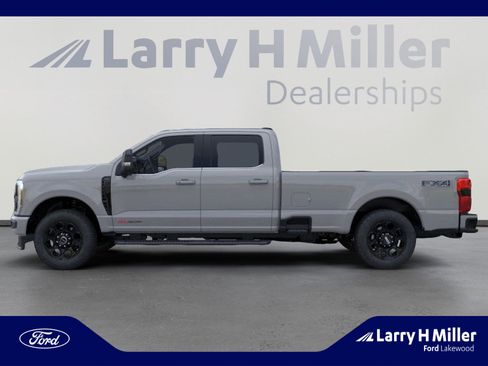 New 2026 Ford F350 Lariat w/ Black Appearance Package image 3
