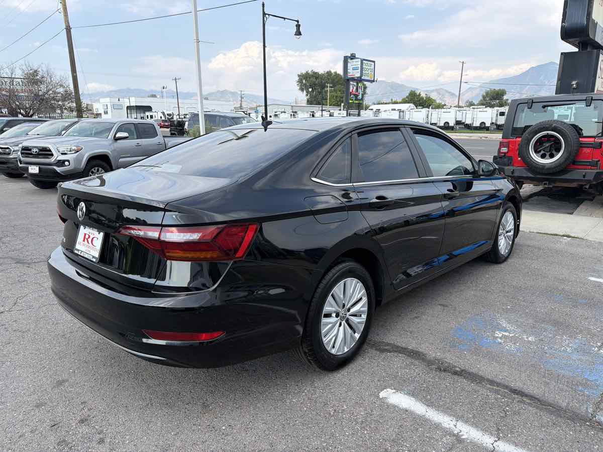 Used 2019 Volkswagen Jetta S w/ Driver Assistance Package FWD image 5