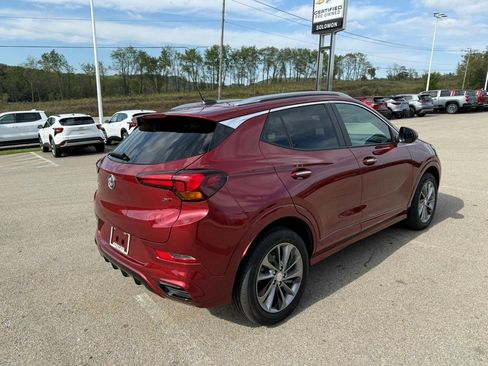 Certified 2022 Buick Encore GX Select w/ Sport Touring Package image 5