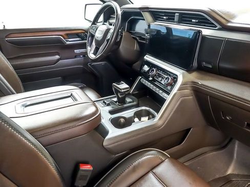Certified 2022 GMC Sierra 1500 Denali w/ Denali Reserve Package AWD/4WD image 38