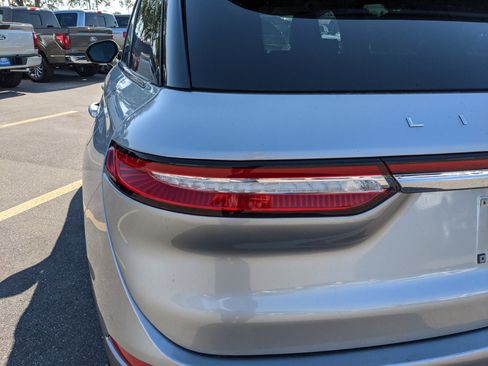 Used 2024 Lincoln Corsair Reserve image 12