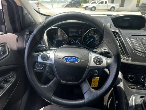 Used 2016 Ford Escape S FWD image 22