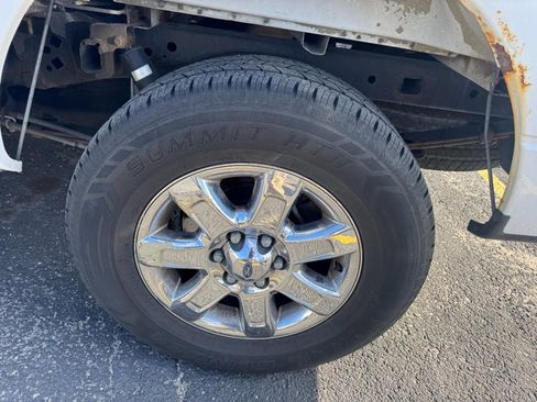 Used 2014 Ford F150 XLT w/ Equipment Group 302A Luxury image 4