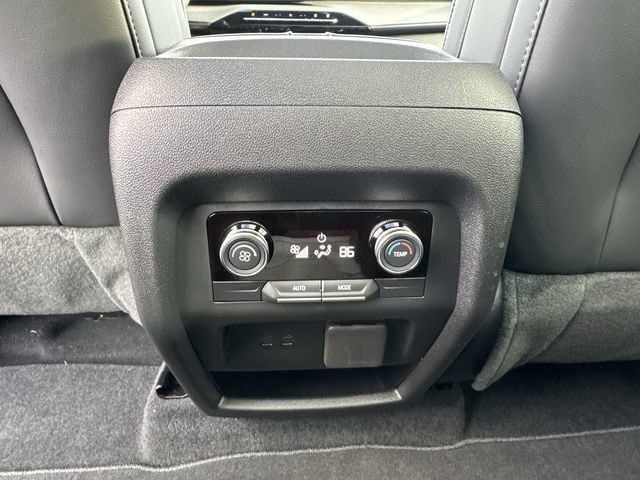 New 2026 Buick Enclave Sport Touring w/ Power Package AWD/4WD image 25