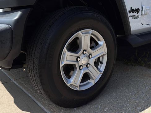 Used 2021 Jeep Wrangler Unlimited Sport S image 12