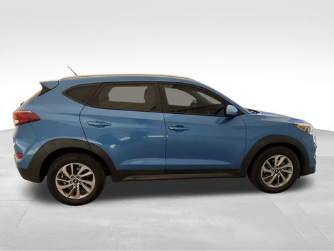 Used 2016 Hyundai Tucson SE w/ Option Group 02 FWD image 6