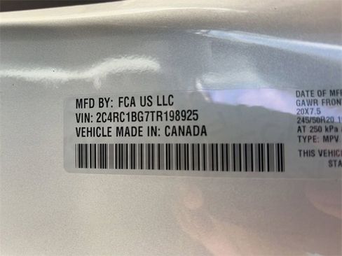 New 2026 Chrysler Pacifica Select image 18