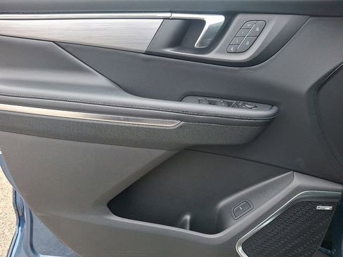 Used 2026 Buick Enclave Preferred w/ Power Package image 14