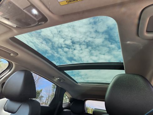 Used 2025 Hyundai Tucson SEL image 16